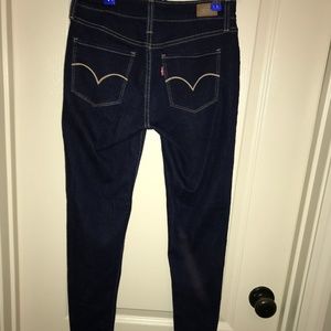 Levi skinny jeans